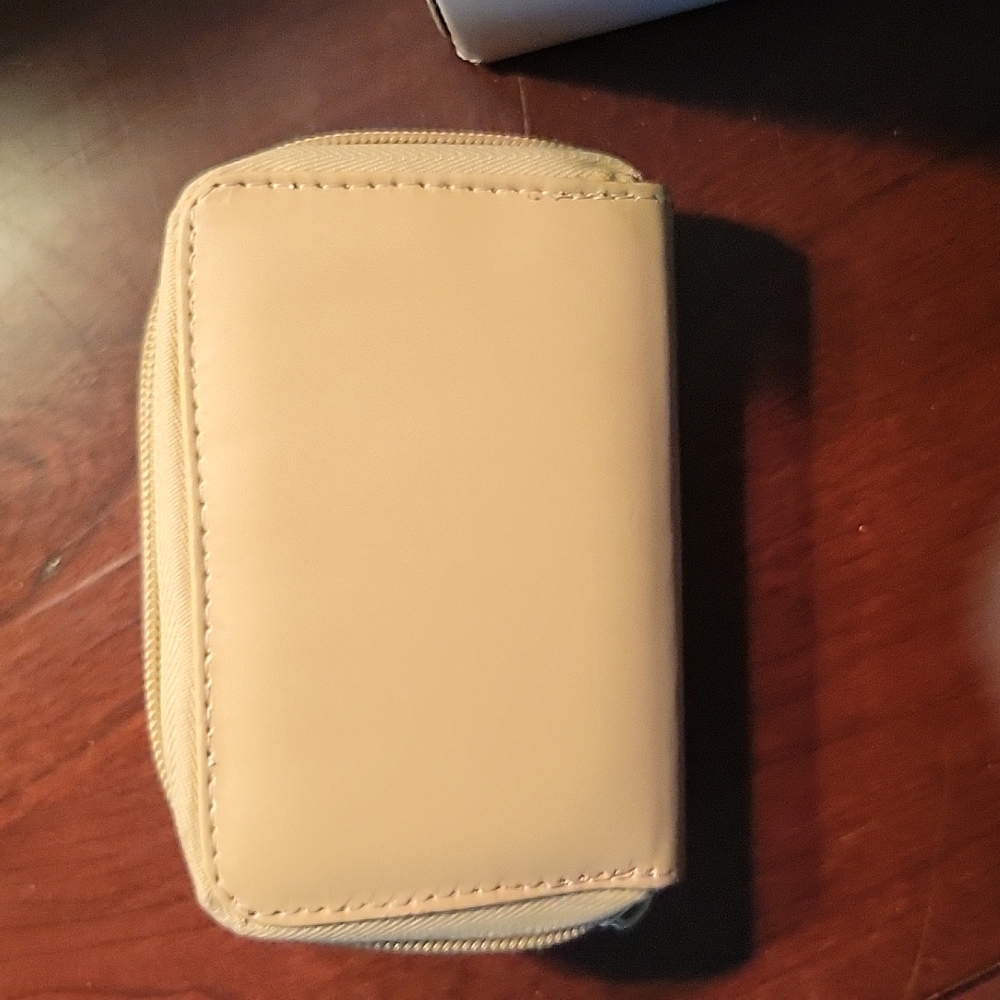Wallet - Picture 3 of 3